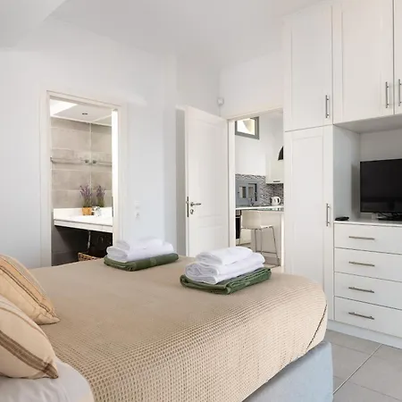 Rocabella With Heated Pool & Jacuzzi In Lindos ヴィラ