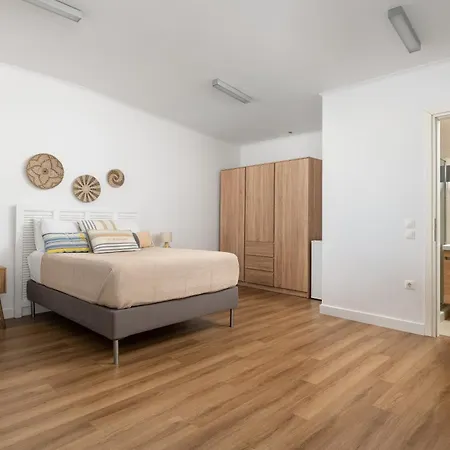 빌라 Rocabella With Heated Pool & Jacuzzi In Lindos