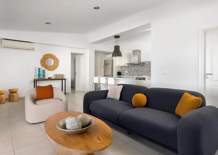 Rocabella With Heated Pool & Jacuzzi In Lindos Villa *