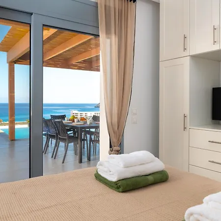 ヴィラ Rocabella With Heated Pool & Jacuzzi In Lindos *