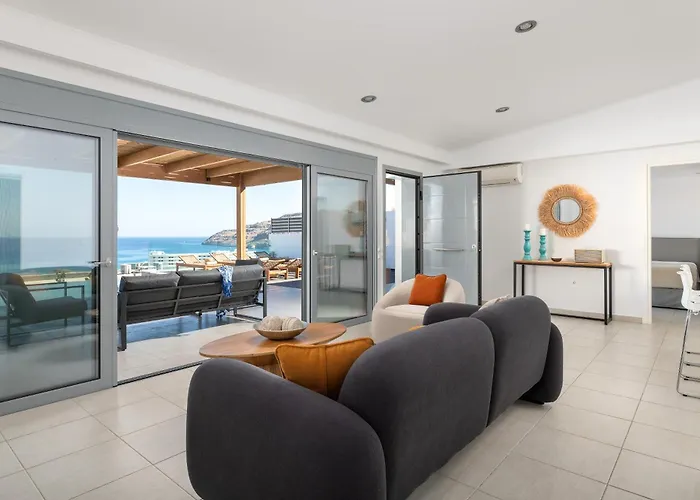 Rocabella With Heated Pool & Jacuzzi In Lindos Villa