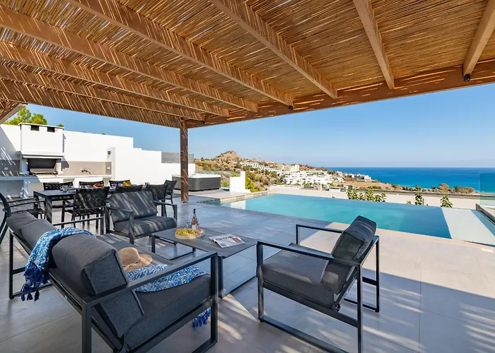 Villa Rocabella With Heated Pool & Jacuzzi In Lindos Vlicha (Rhodes)