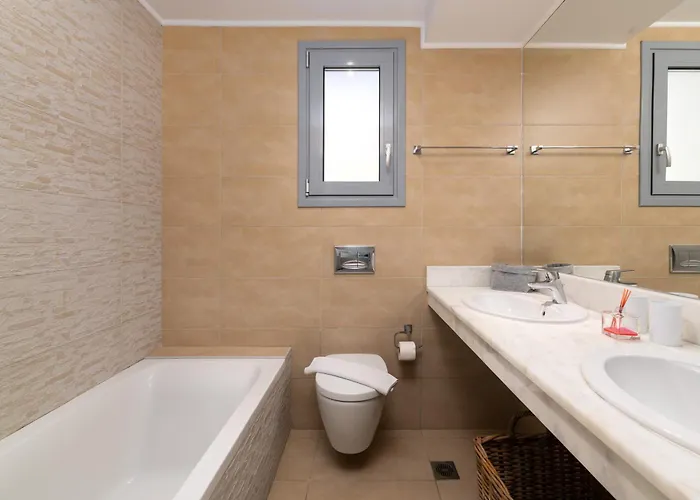 Rocabella With Heated Pool & Jacuzzi In Lindos Villa